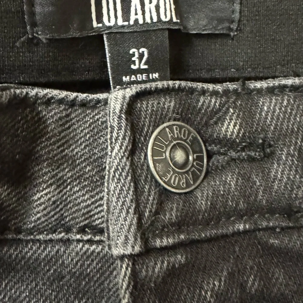 LuLaRoe Women's Flare Eclipse Wash Black Denim Jeans Size 32 - Picture 5 of 9
